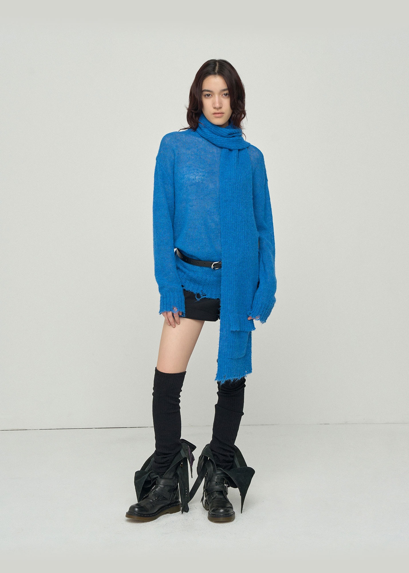 SEMI-SHEER DISTRESSED SWEATER WITH NECK WEAR BLUE